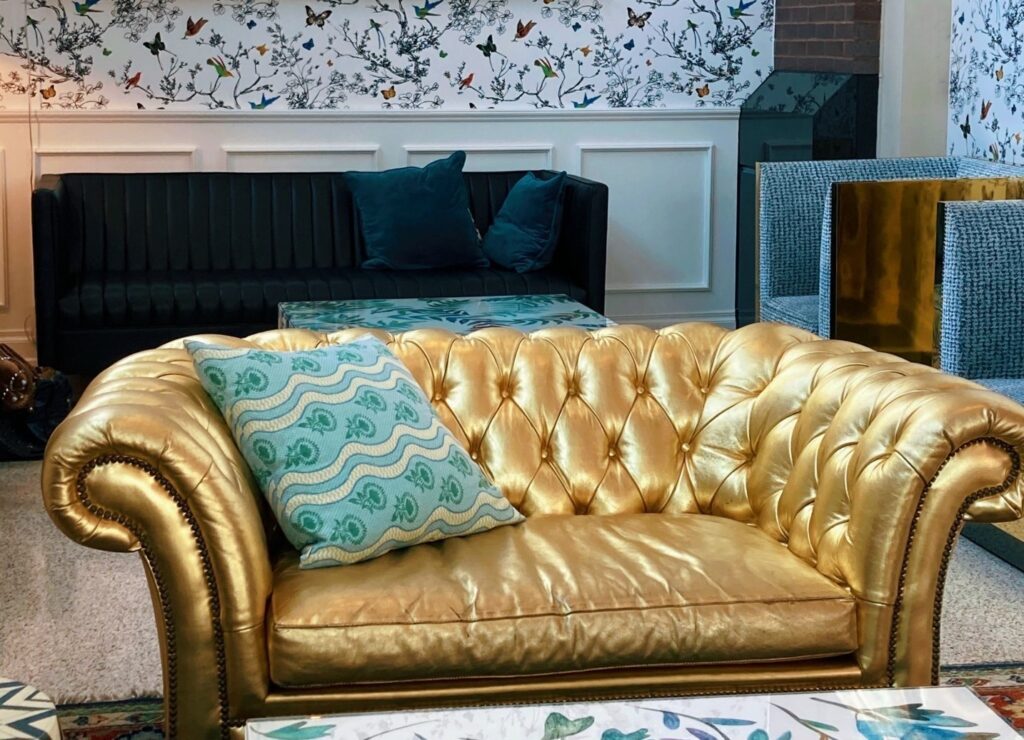 Leather Sofa Paired With Fabric, Can You Mix Leather And Fabric Couches